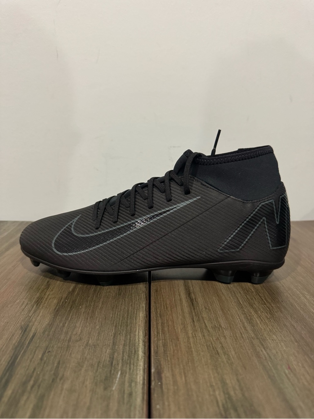 NIKE MERCURIAL SUPERFLY 10 CLUB FG/MG MEN SOCCER CLEATS
